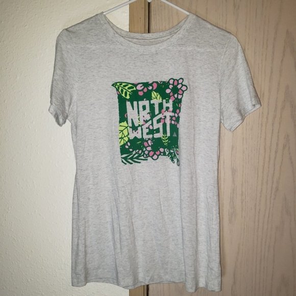 PNW Tshirt with floral design - Picture 1 of 5